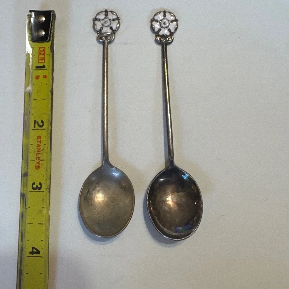 Vintage Exquisite Enamel Rose Silver Tone Souvenir Demitasse Spoons‎ Set of 2